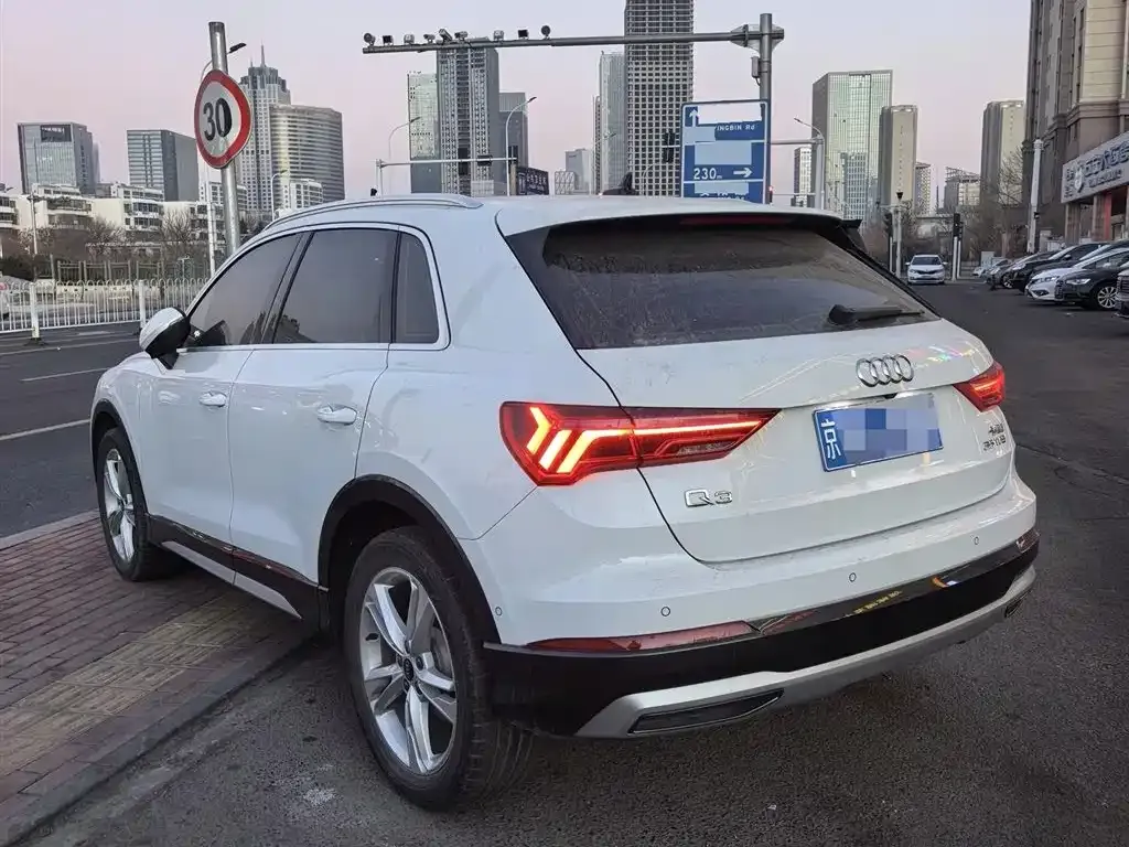 Audi Q3 2021 из CN, фото 9