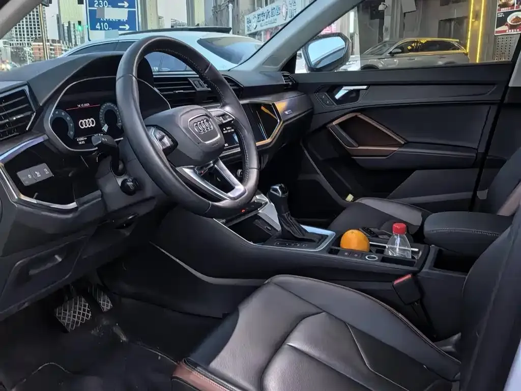 Audi Q3 2021 из CN, фото 8