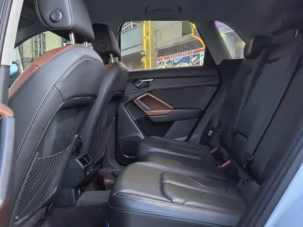 Audi Q3 2021 из CN, фото 6