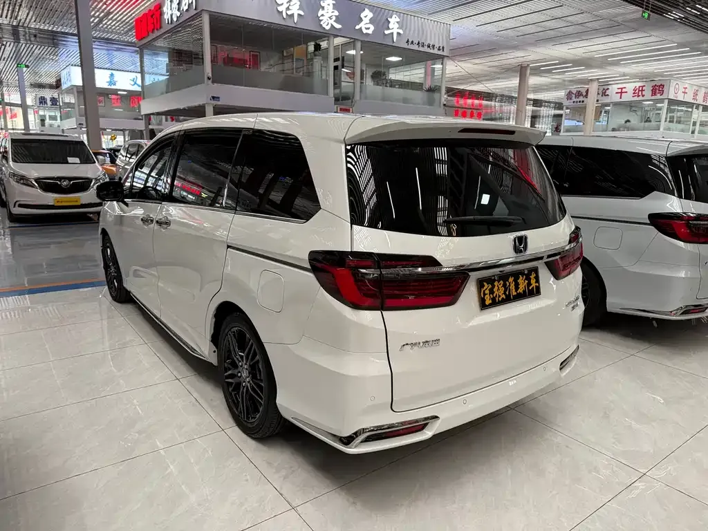 Honda Odyssey 2023 из CN, фото 8