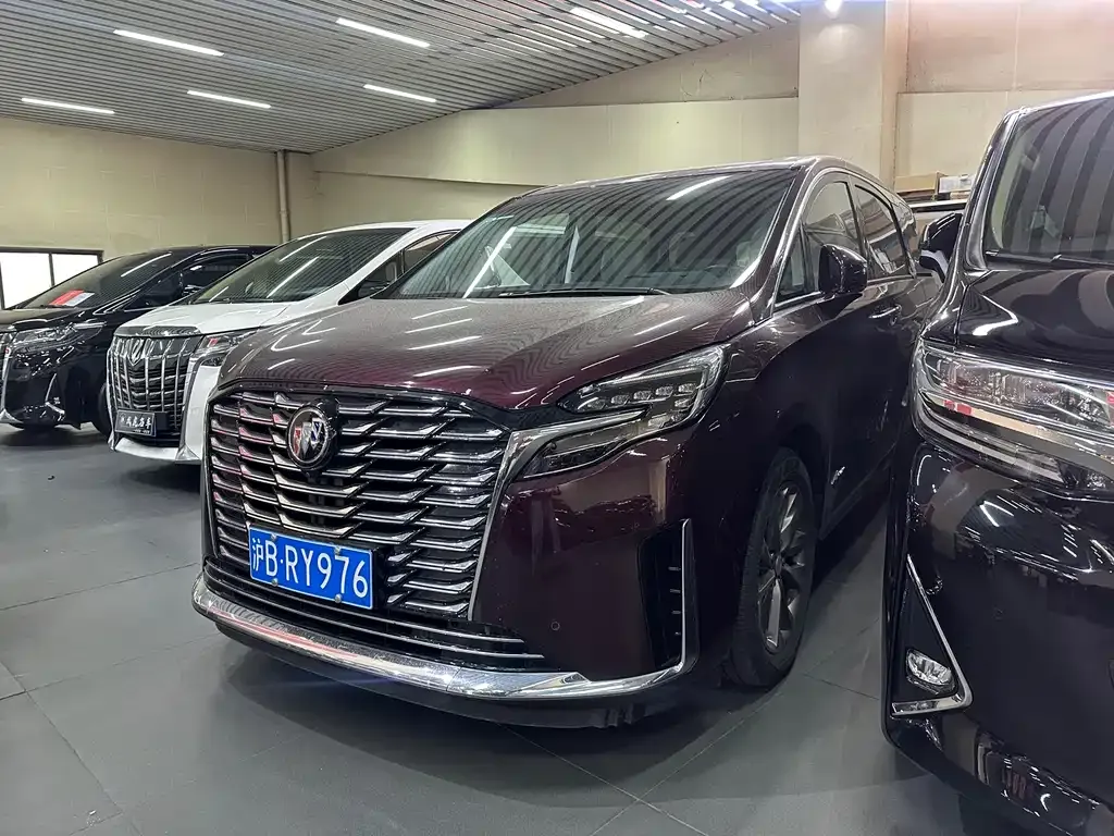 Buick GL8 2024 из CN, фото 1