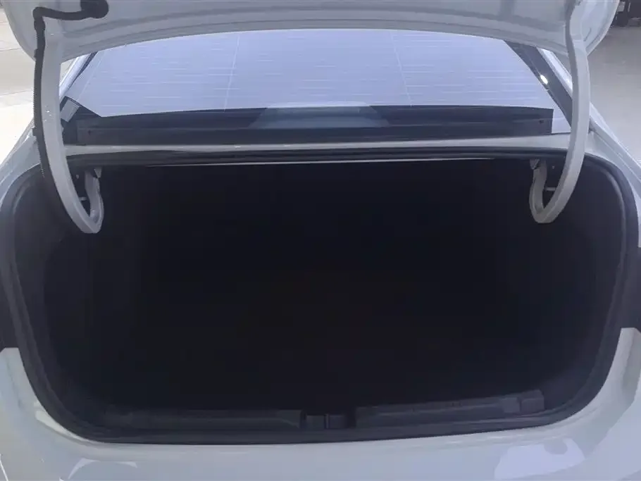 Volkswagen Lavida 2023 из CN, фото 3