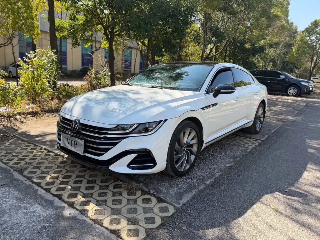 Volkswagen CC 2023 из CN, фото 5