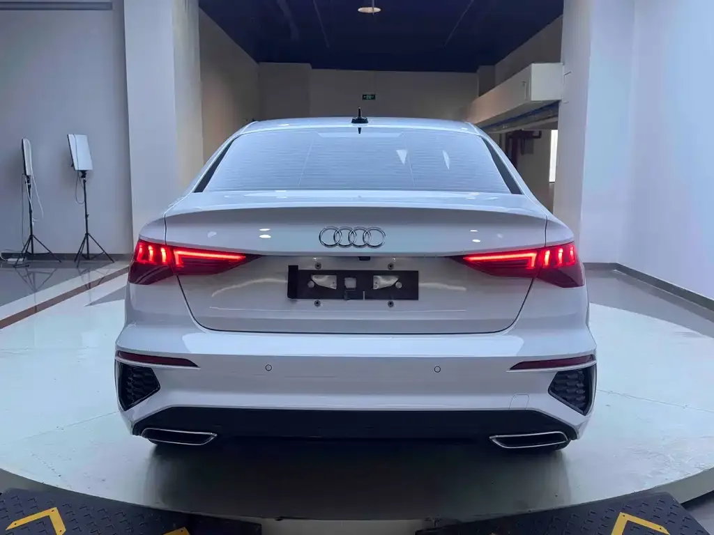 Audi A3 2022 из CN, фото 4