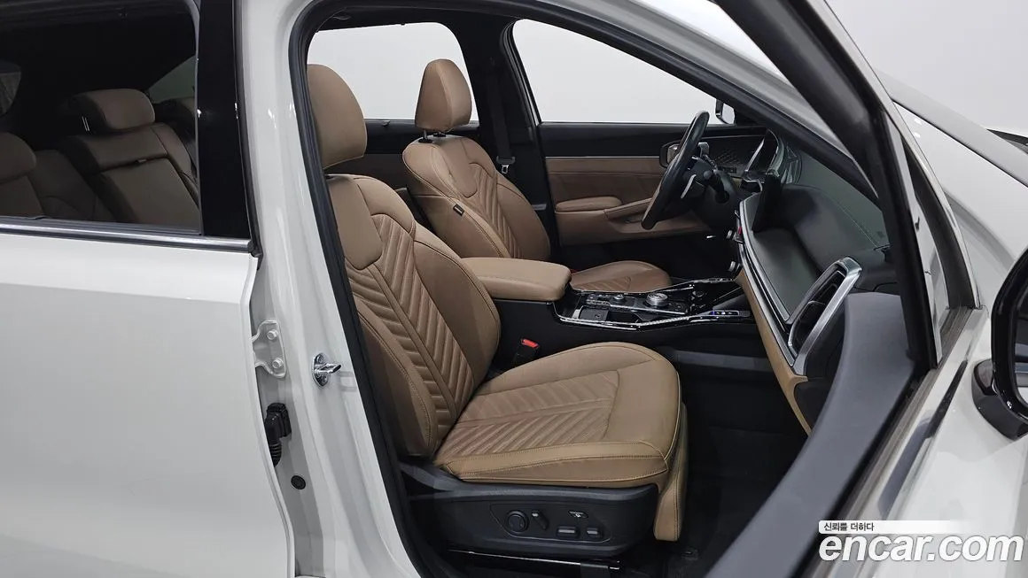 Kia Sorento — фото 6