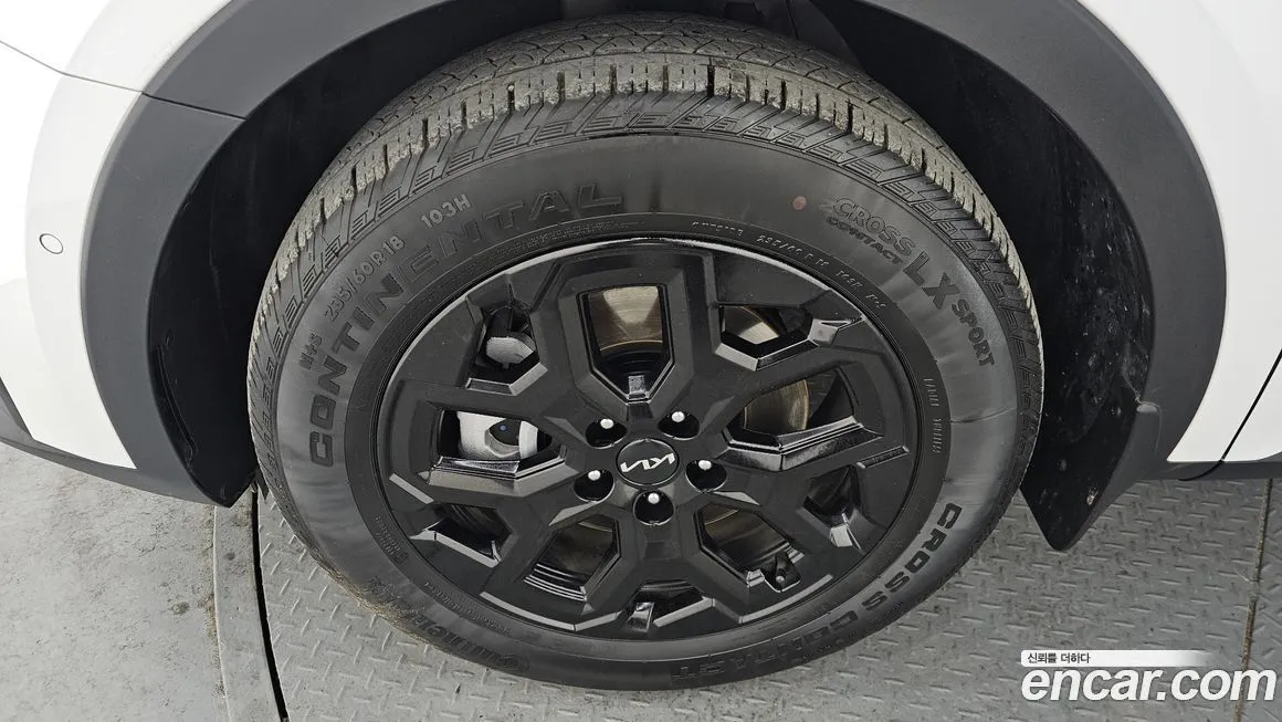Kia Sorento — фото 8