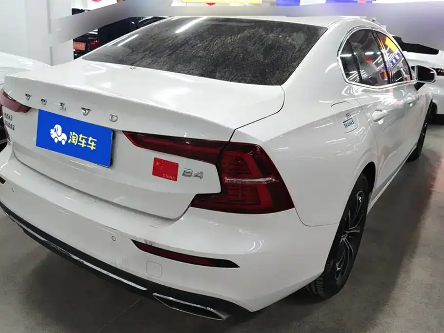 Volvo S60 2022 из CN, фото 9