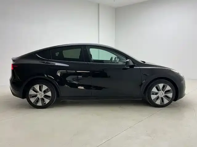 Tesla Model Y 2022 из CN, фото 9