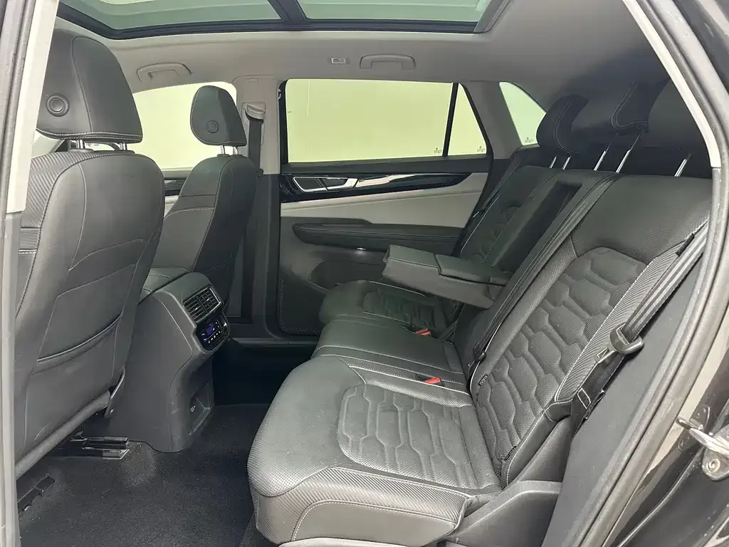 Volkswagen Teramont 2023 из CN, фото 7