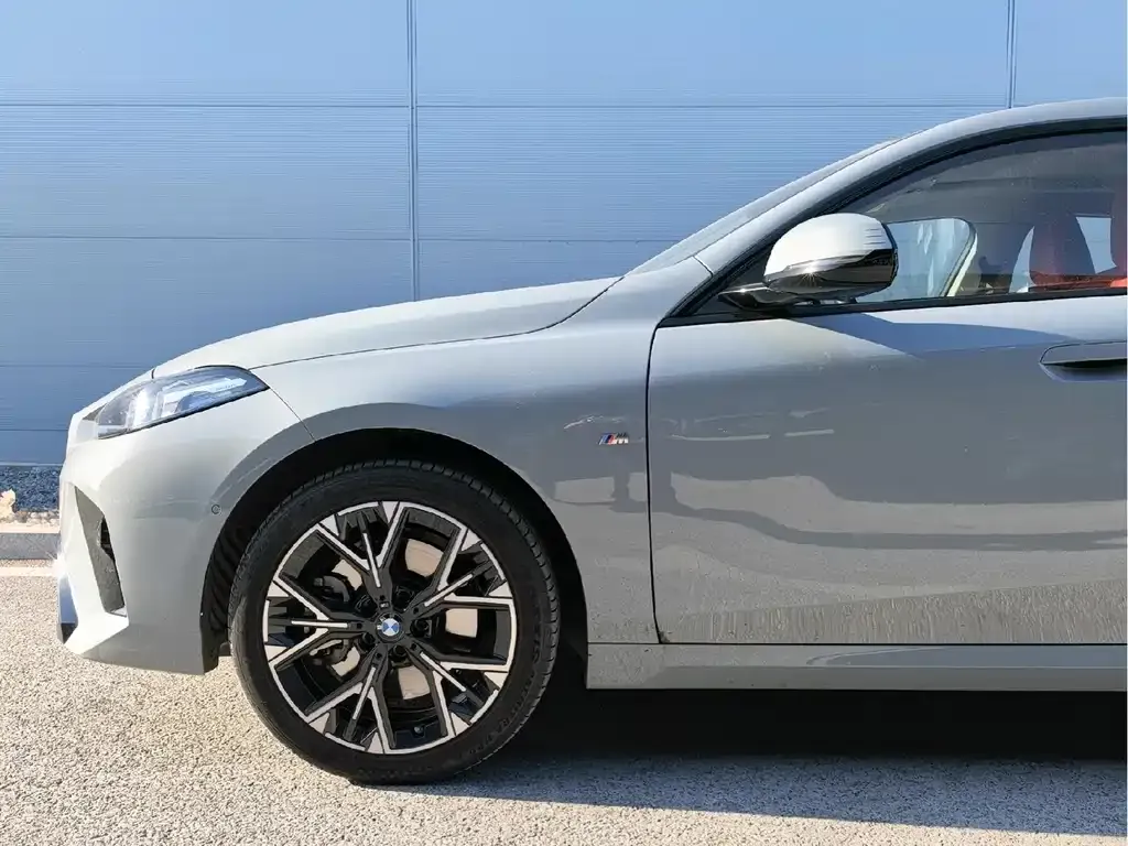 BMW 2 Series 2025 из CN, фото 5
