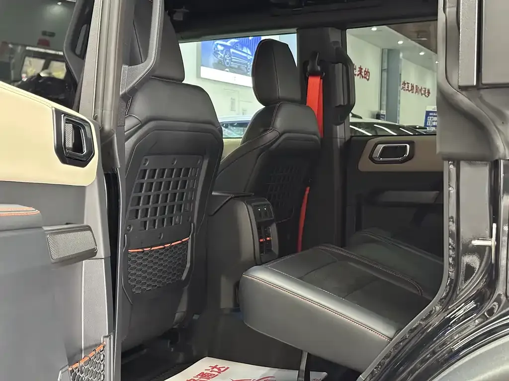 Ford Bronco 2025 из CN, фото 2