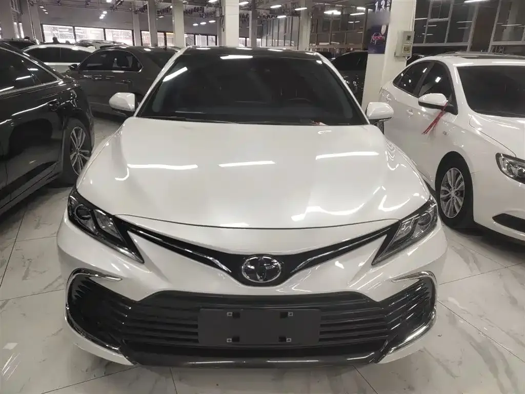 Toyota Camry 2023 из CN, фото 9
