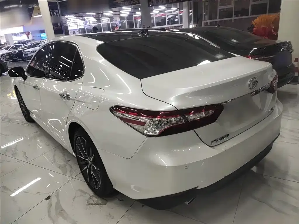Toyota Camry 2023 из CN, фото 7