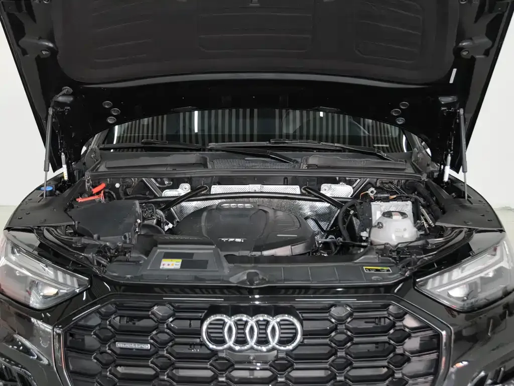 Audi Q5L 2022 из CN, фото 10