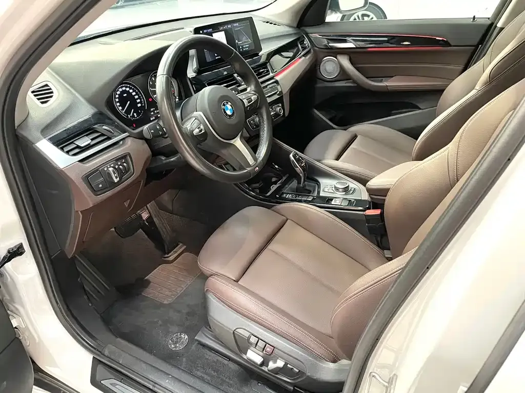 BMW X1 2021 из CN, фото 3