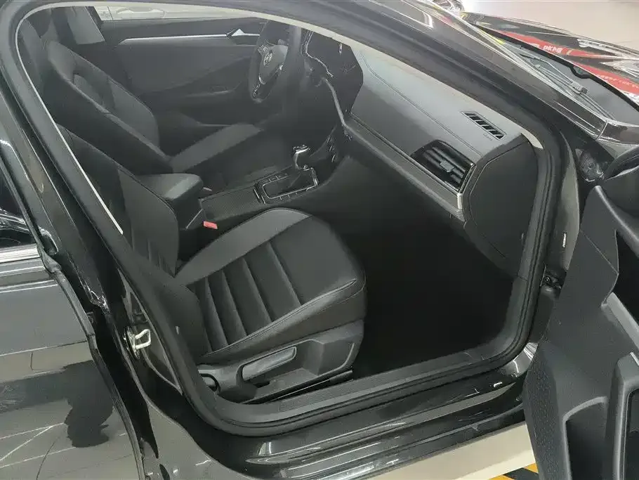 Volkswagen Sagitar 2022 из CN, фото 3