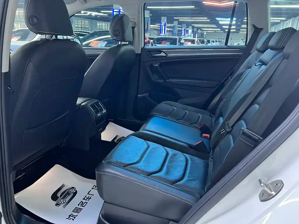 Volkswagen Tiguan L 2021 из CN, фото 5