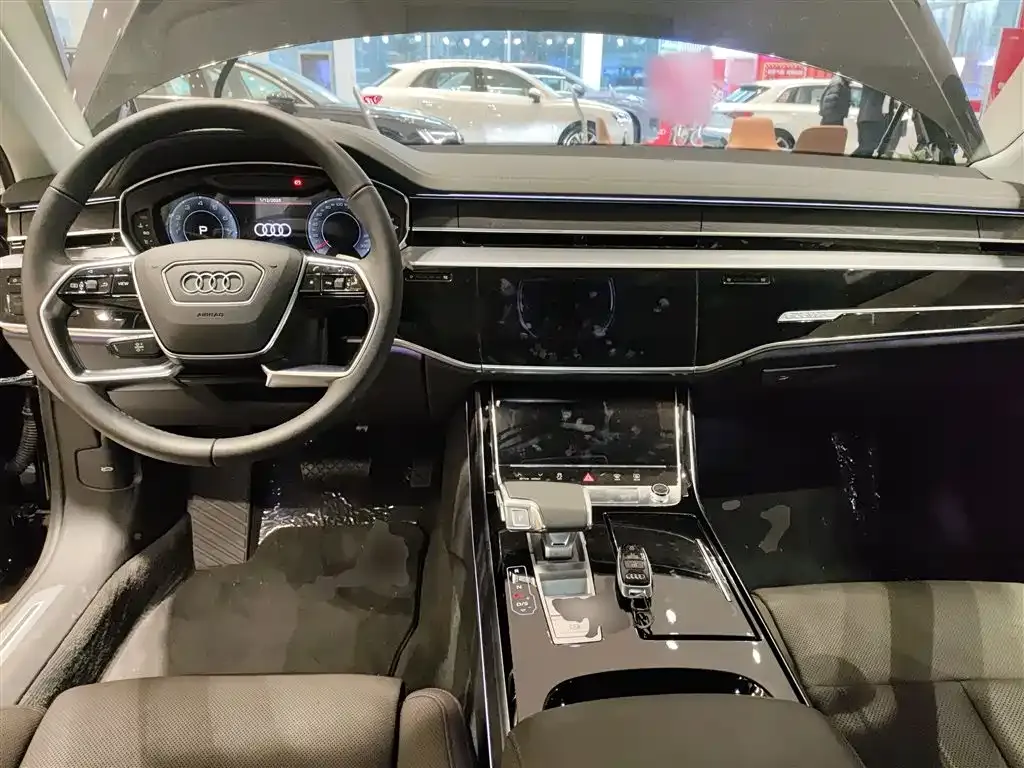 Audi A8 2025 из CN, фото 6