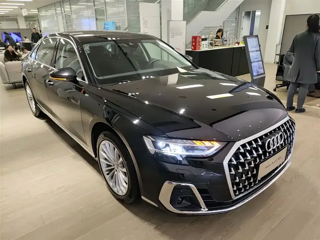 Audi A8 2025 из CN, фото 10