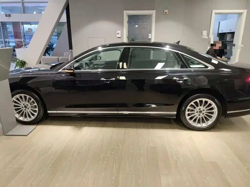 Audi A8 2025 из CN, фото 3