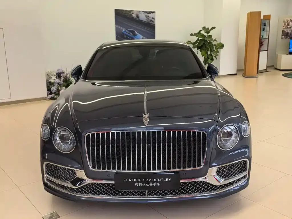 Bentley Flying Spur 2022 из CN, фото 1