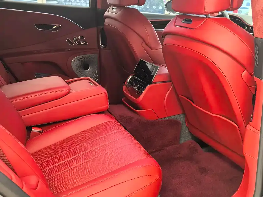 Bentley Flying Spur 2022 из CN, фото 8