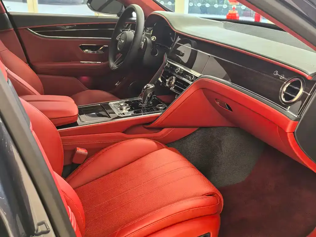 Bentley Flying Spur 2022 из CN, фото 10
