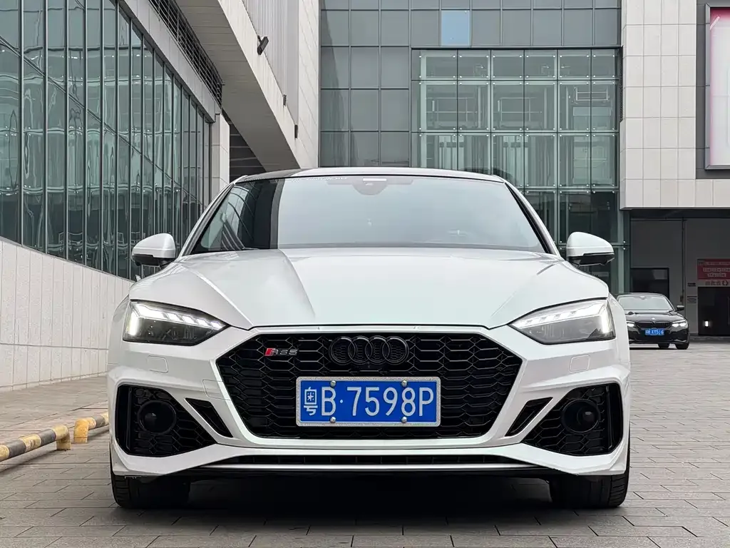 Audi A5 (Import) — фото 2