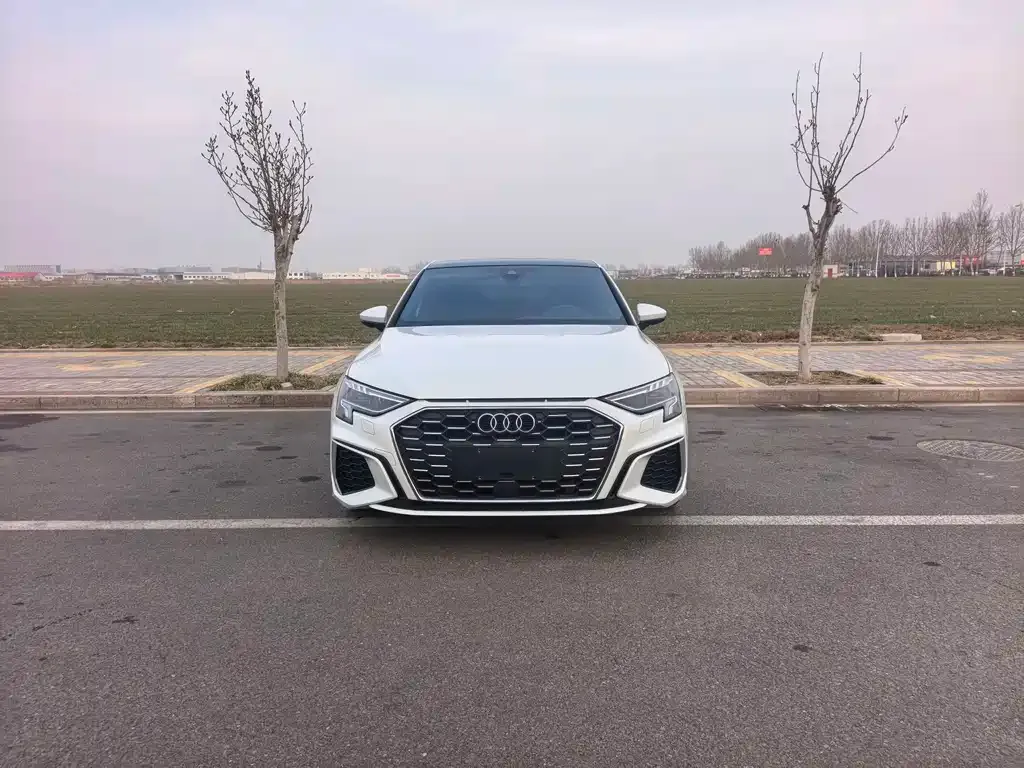 Audi A3 2023 из CN, фото 8