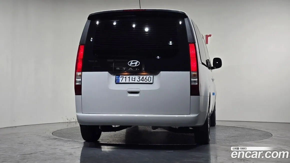 Hyundai Staria — фото 4