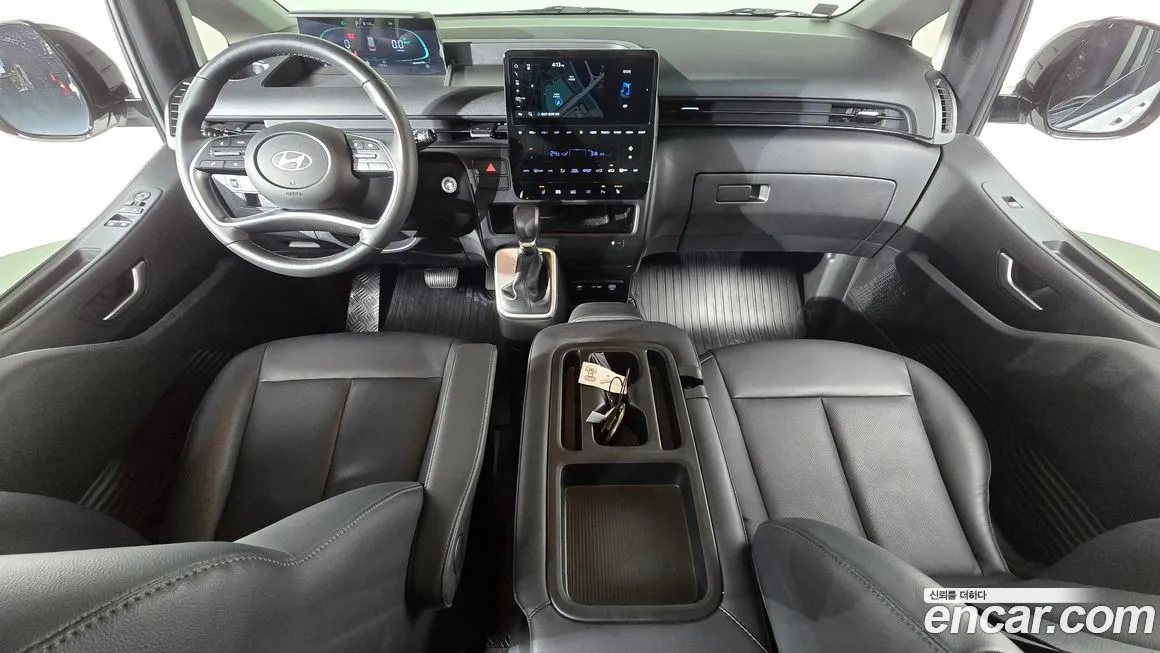 Hyundai Staria — фото 10