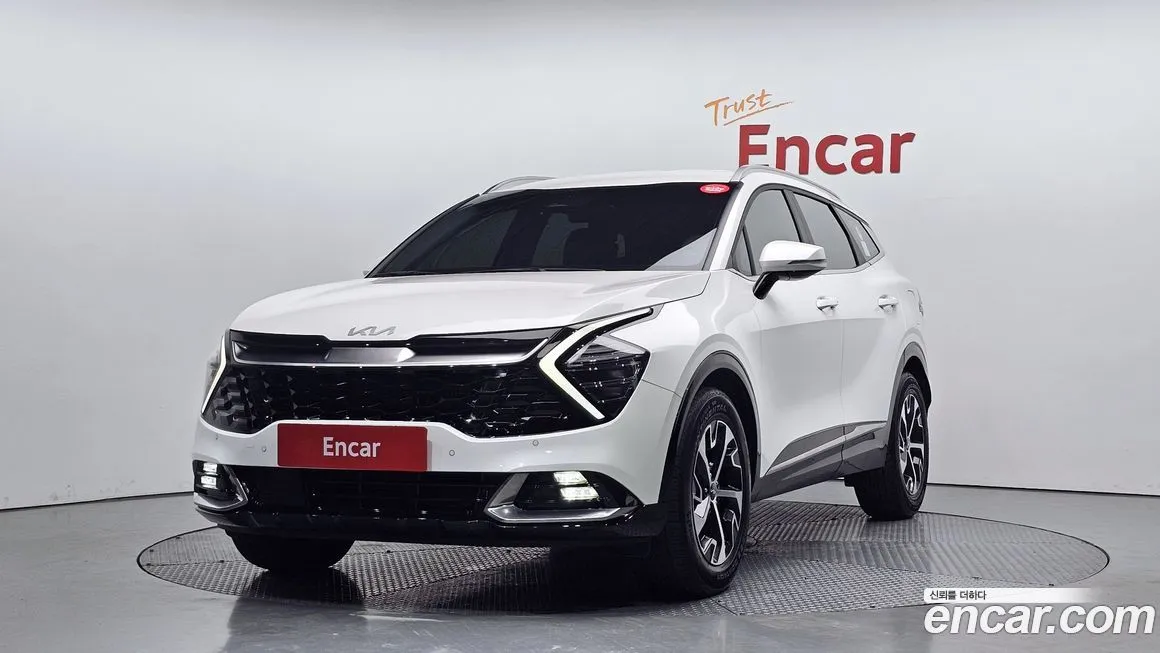 Kia Sportage — фото 1