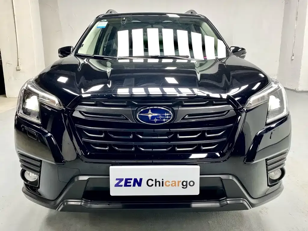 Subaru Forester 2023 из CN, фото 3