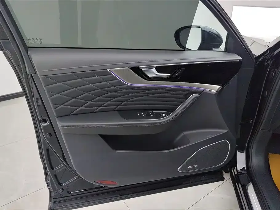 Hongqi HS5 2023 из CN, фото 7