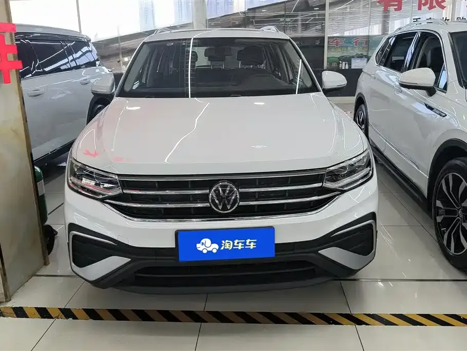 Volkswagen Tiguan L 2023 из CN, фото 4