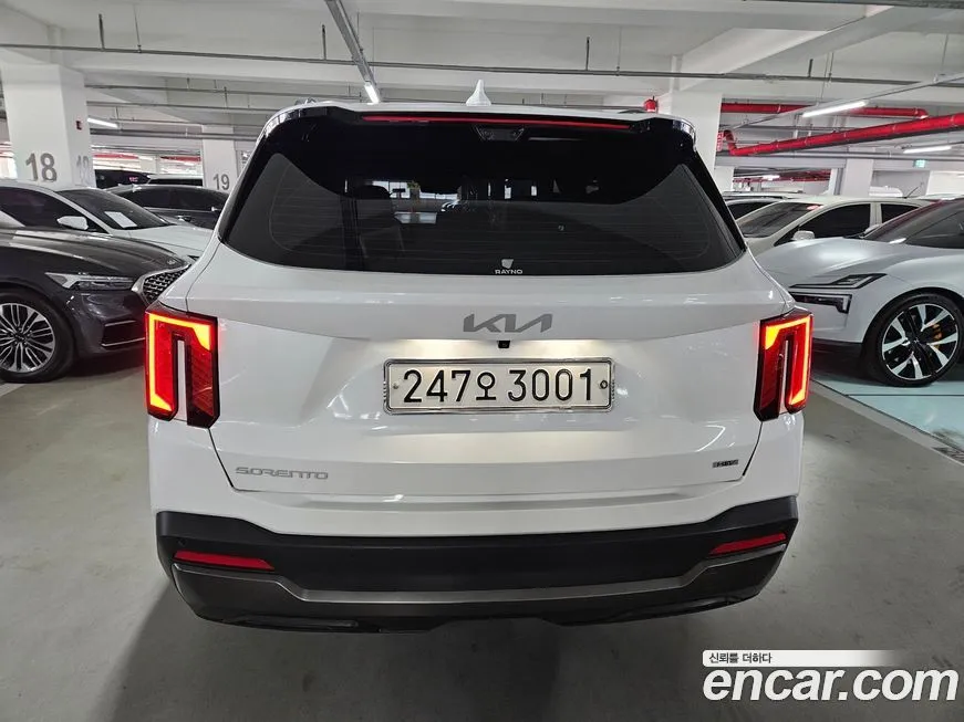 Kia Sorento — фото 6