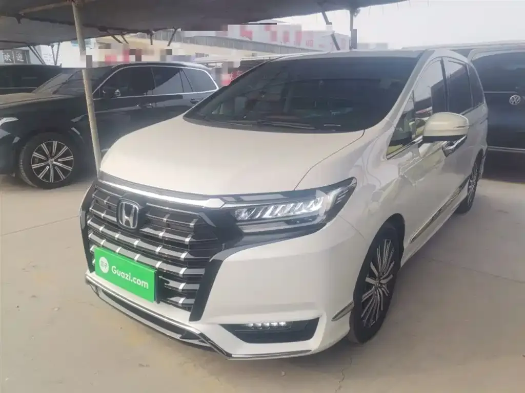 Honda Elysion 2022 из CN, фото 4