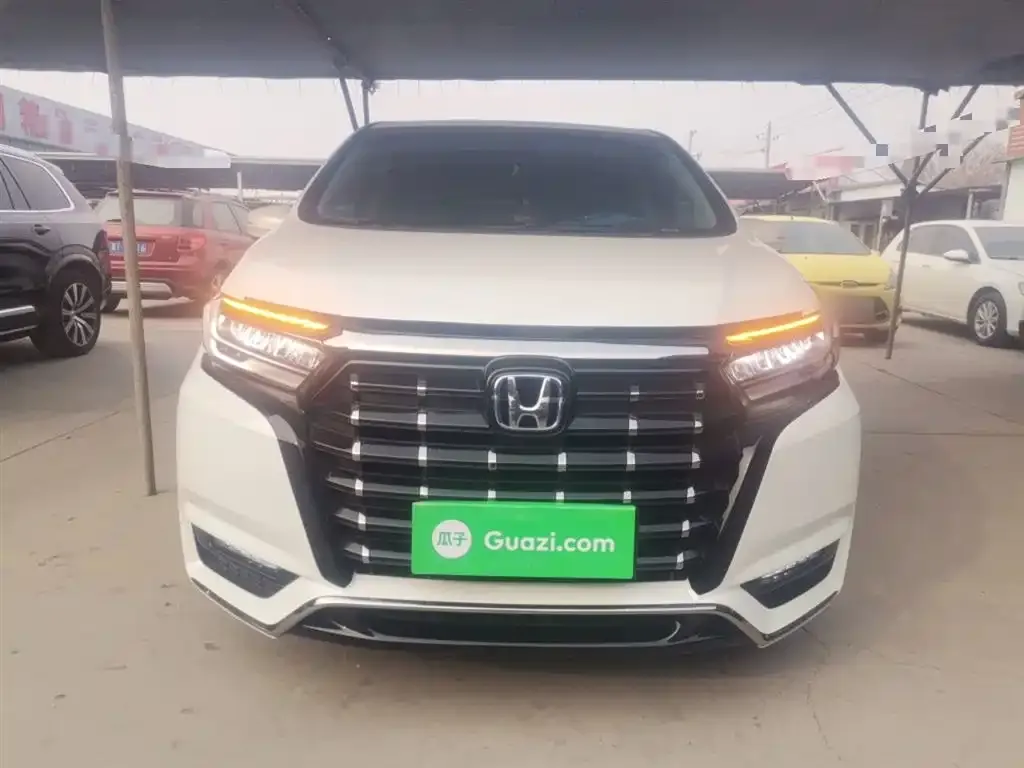 Honda Elysion 2022 из CN, фото 9