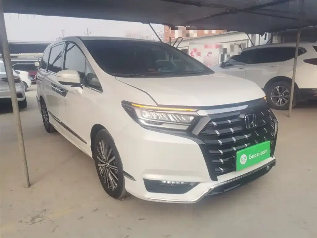 Honda Elysion 2022 из CN, фото 10