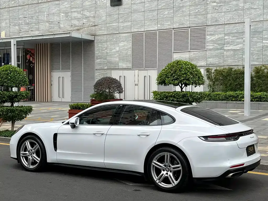 Porsche Panamera — фото 4