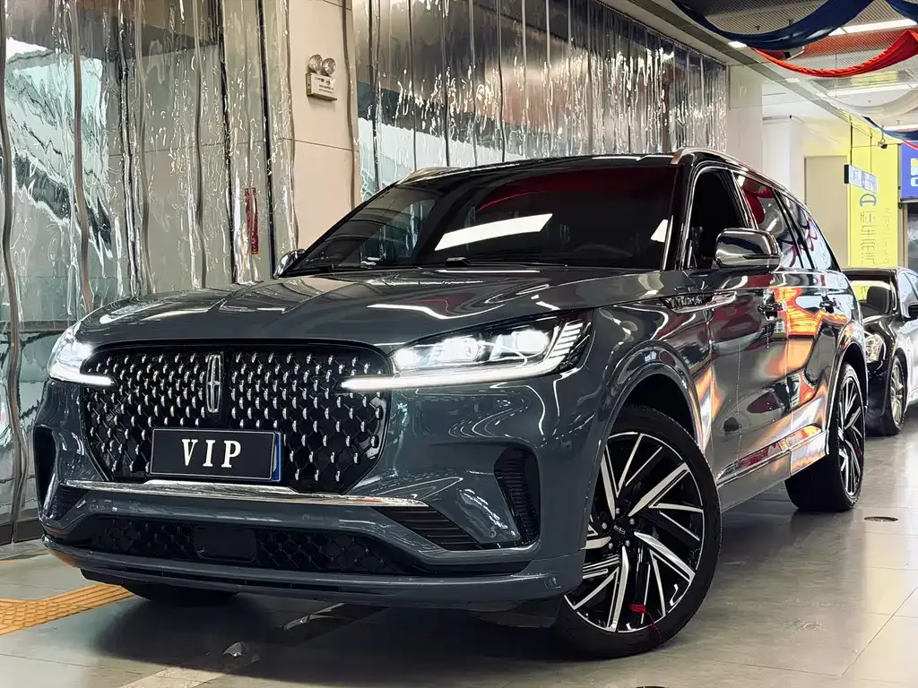 Lincoln Aviator 2025 из CN, фото 1