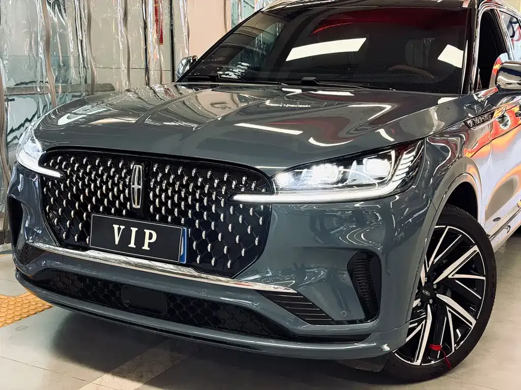 Lincoln Aviator 2025 из CN, фото 2