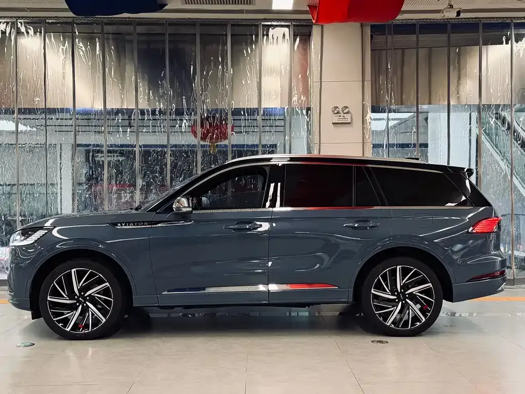 Lincoln Aviator 2025 из CN, фото 5