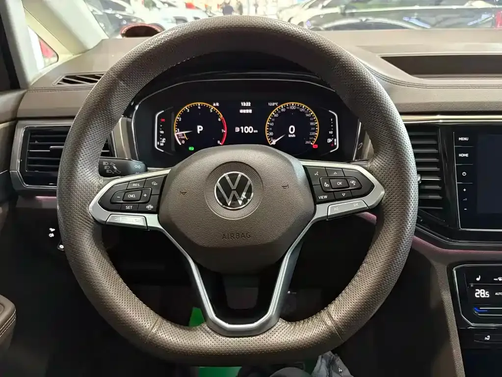 Volkswagen Viloran 2021 из CN, фото 6