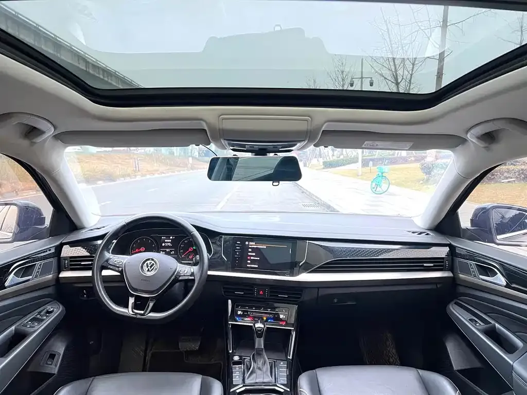 Volkswagen Passat — фото 4
