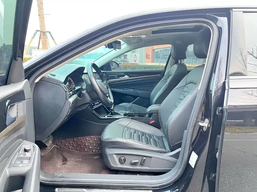 Volkswagen Passat — фото 5