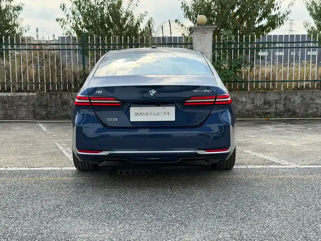 BMW i5 2024 из CN, фото 8