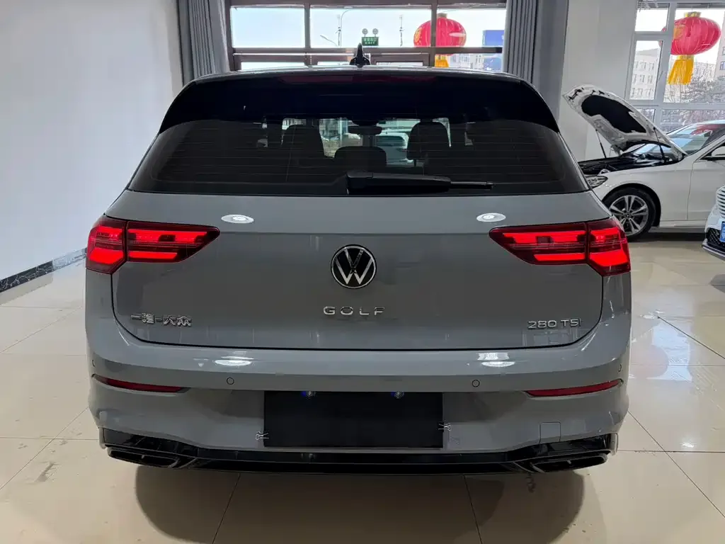 Volkswagen Golf 2022 из CN, фото 5