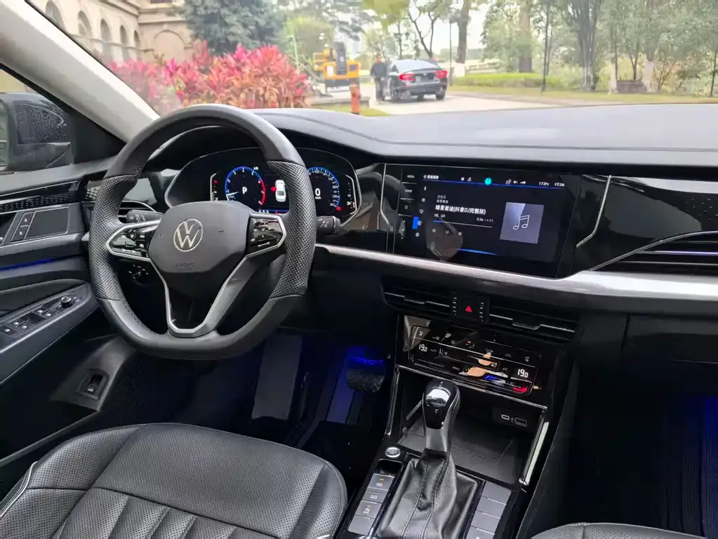 Volkswagen Passat 2024 из CN, фото 4