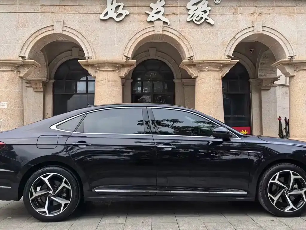 Volkswagen Passat 2024 из CN, фото 6